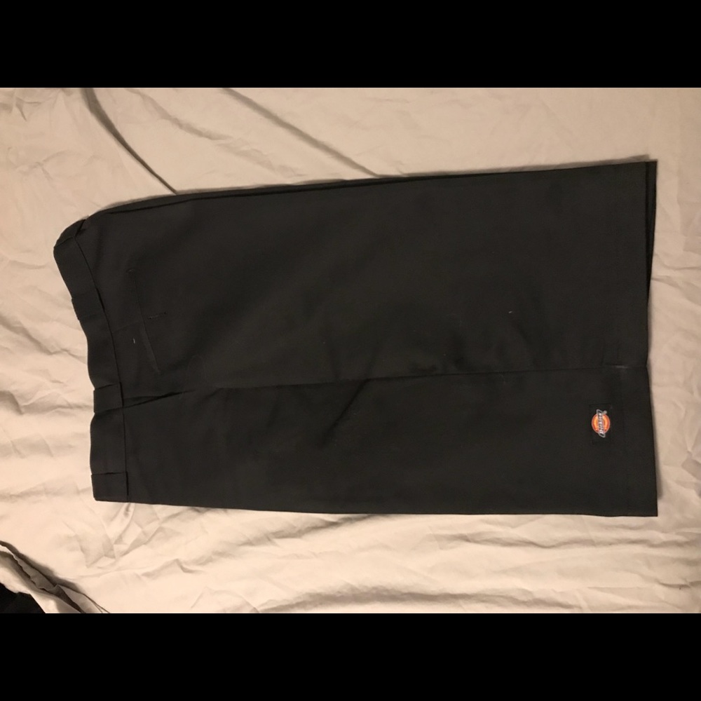 Dickie shorts with cell phone pocket